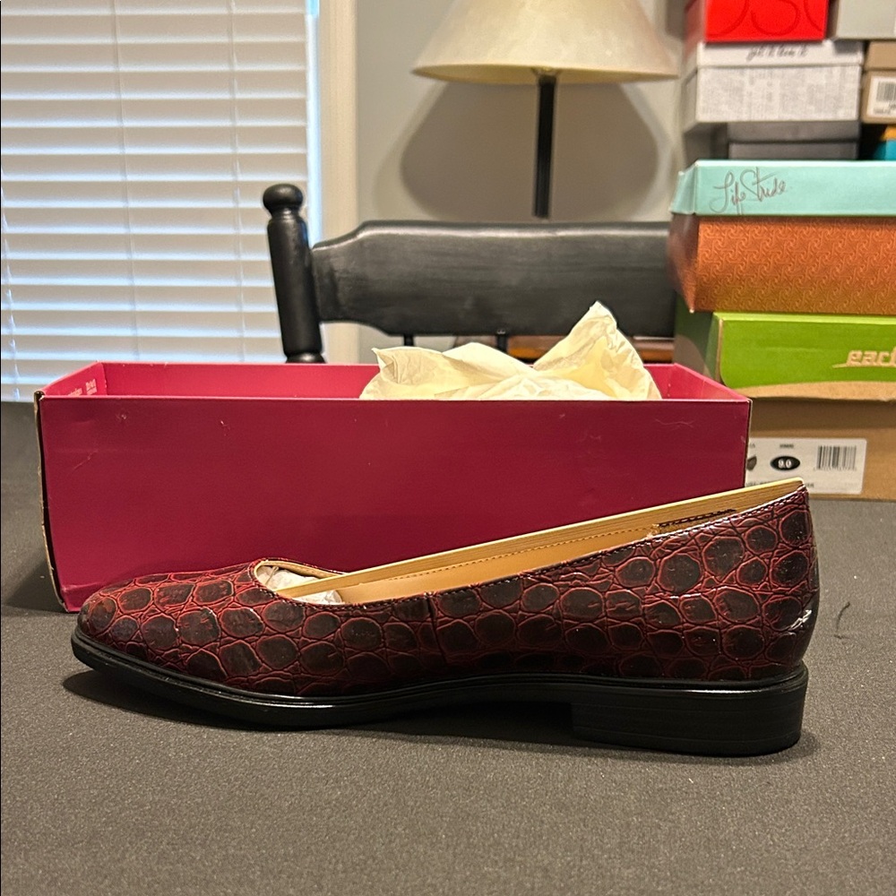 Naturalizer Red and Black Loafers